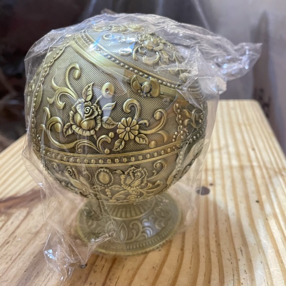 ‼️FLASH SALE‼️ Brand new Vintage ashtray - Picture 3 of 4